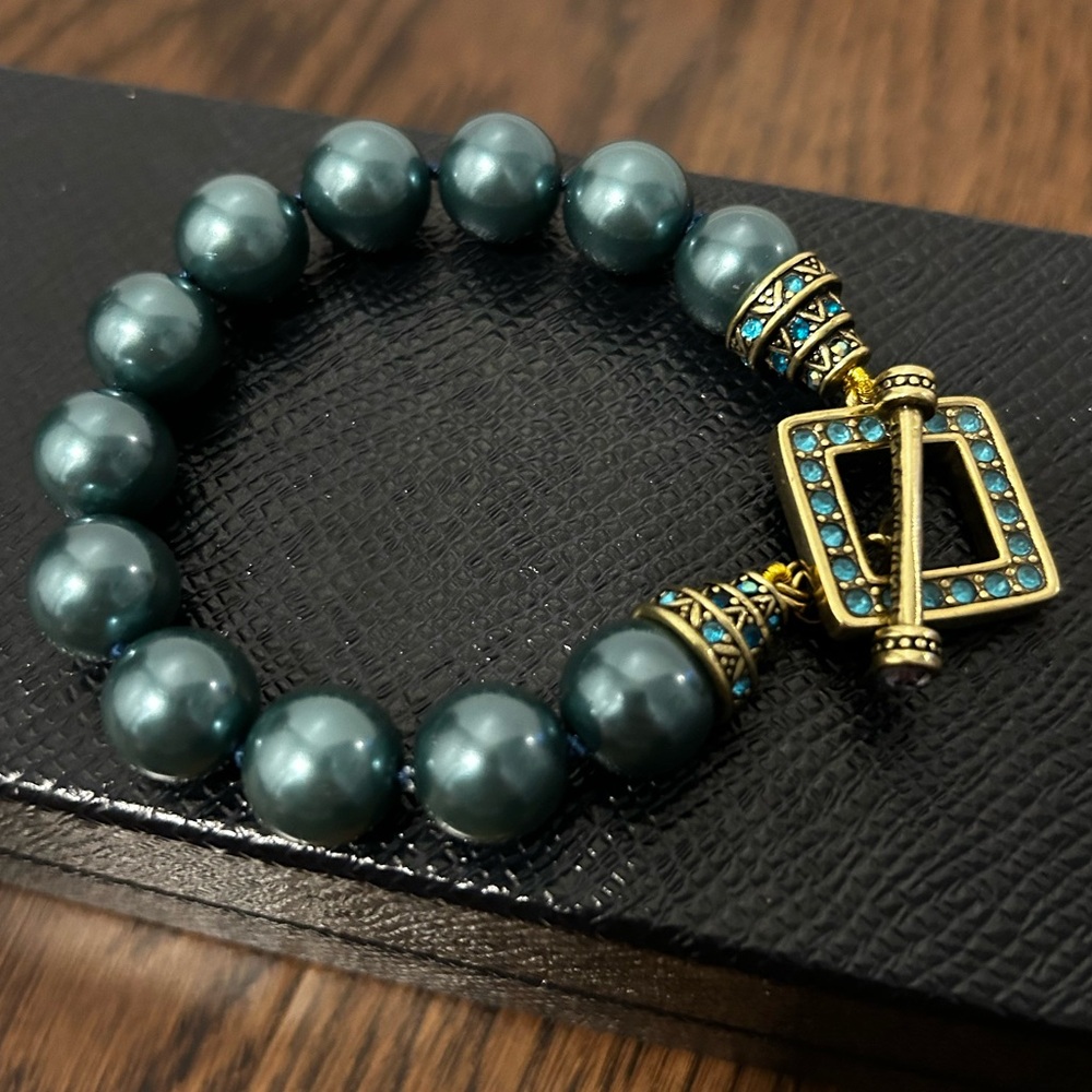 Heidi Daus “Lavish Layers" BLUE PEARL Bead Toggle Bracelet